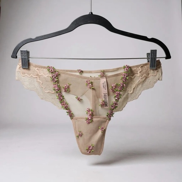 Victoria's Secret Rosebud Embroidery Thong Panty - Picture 5 of 6
